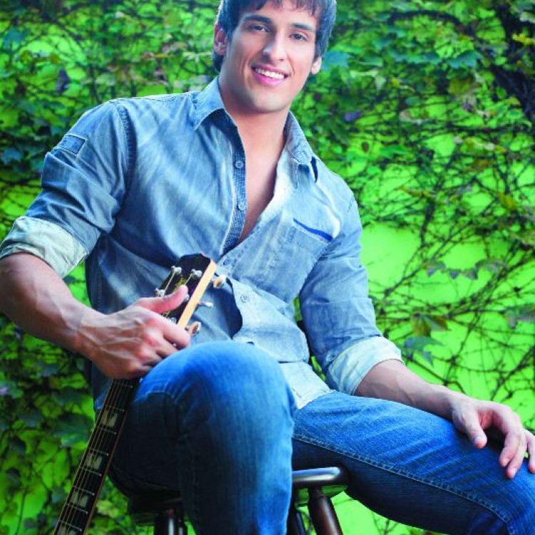 LEO RODRIGUEZ hitem wakacji?